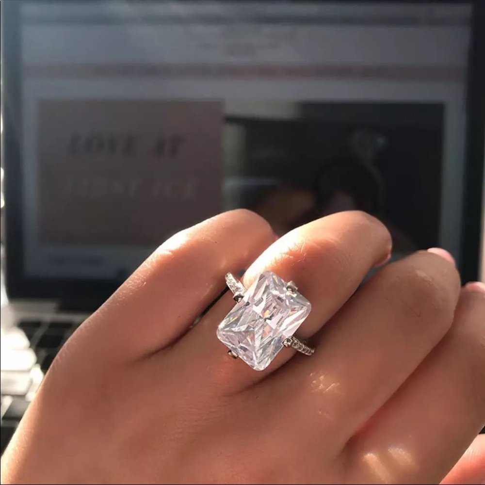 18k White Gold plated Sparkling Diamond Halo Ring - Picture 4 of 6